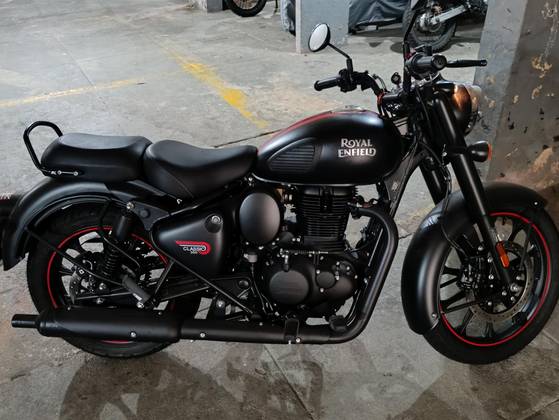 ROYAL ENFIELD CLASSIC 350 DARK ROYAL ENFIELD CLASSIC 350 DARK